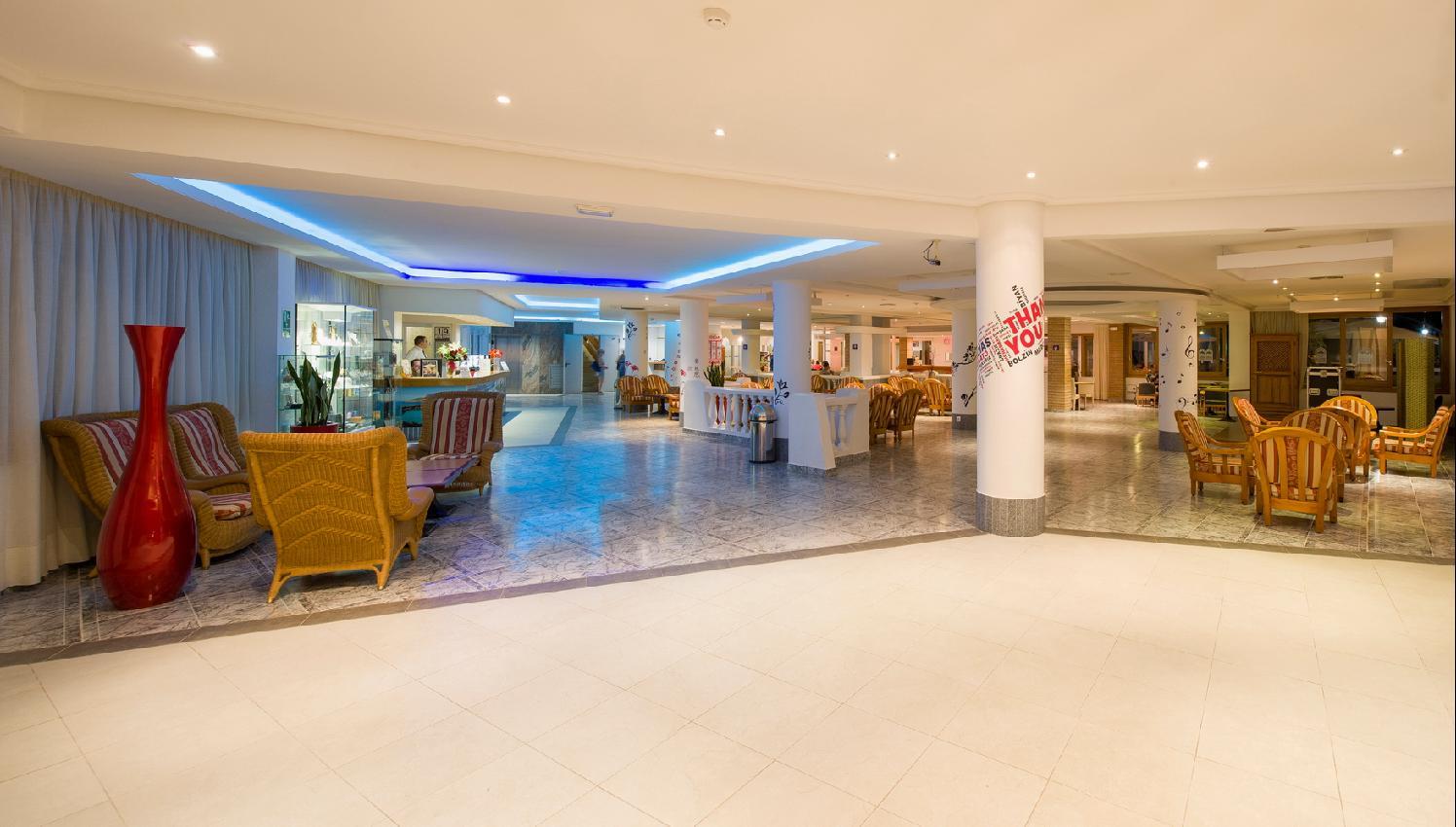 Invisa Hotel Es Pla - Adults Only Сан-Антоніо Екстер'єр фото